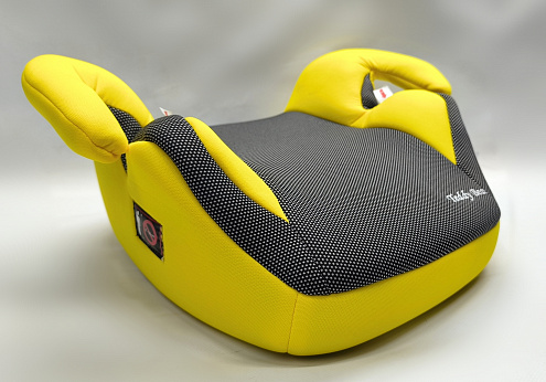 Бустер/автокресло детское Teddy Bear LB311 23 YELLOW+BLACK DOT Бустер/автокресло детское Teddy Bear LB311 23 YELLOW+BLACK DOT